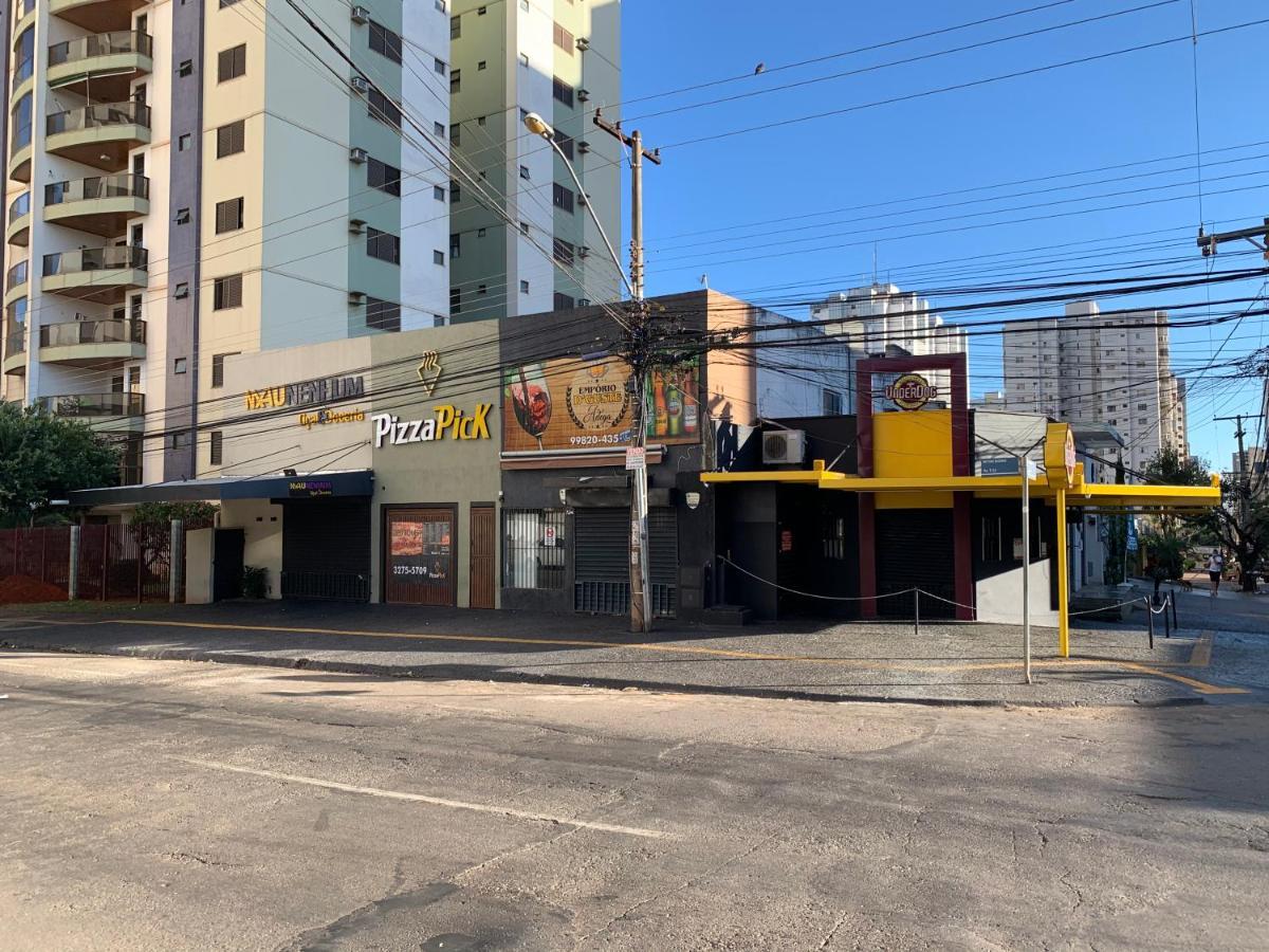 Casa Quintal Bueno! 5 Quartos Com Ar Split E Internet Ultra! Perto Do Melhor De Goiania! Marista Parques Areiao E Vaca Brava Hospital Premium Mater Dei Blue Fit Perdomo Goiania Shopping! Екстериор снимка