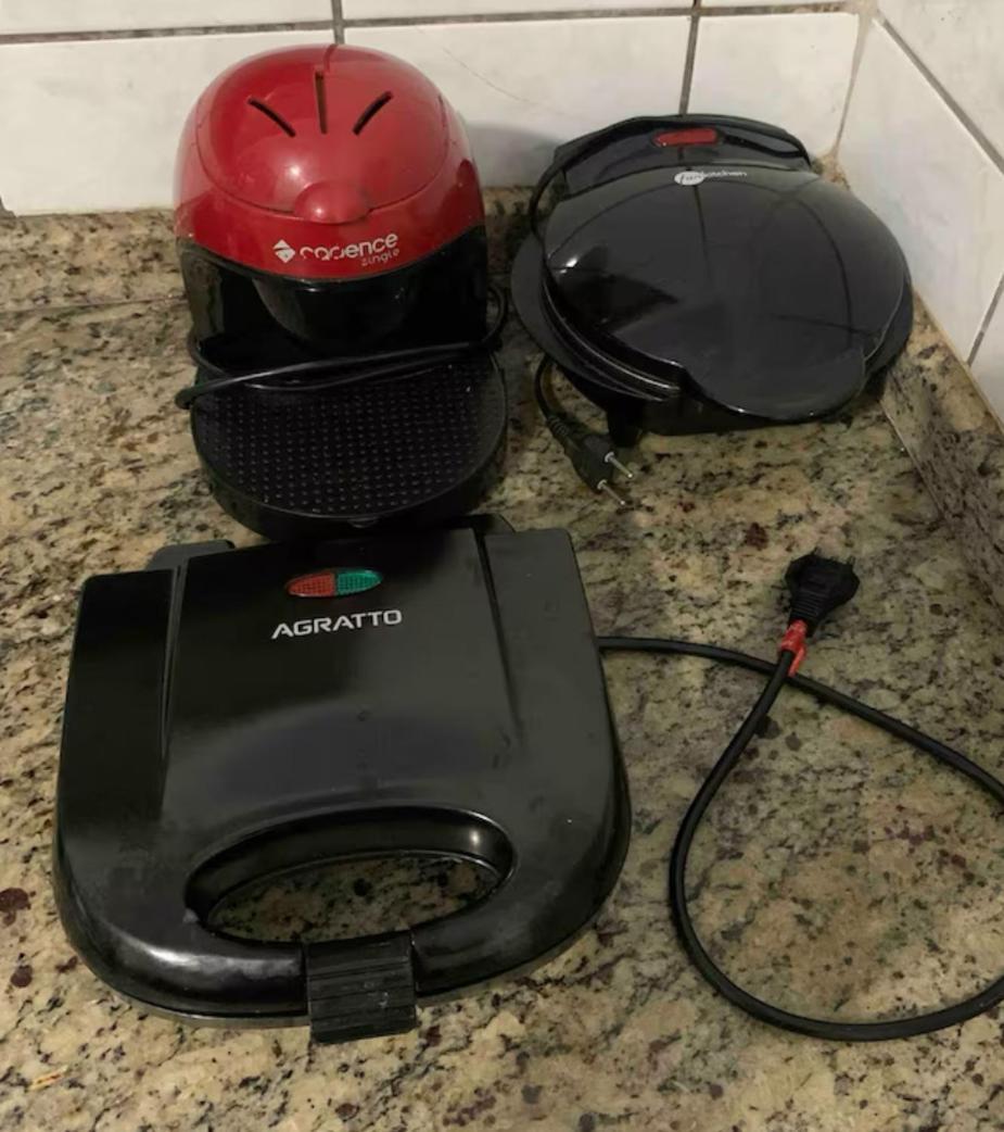 Casa Quintal Bueno! 5 Quartos Com Ar Split E Internet Ultra! Perto Do Melhor De Goiania! Marista Parques Areiao E Vaca Brava Hospital Premium Mater Dei Blue Fit Perdomo Goiania Shopping! Екстериор снимка